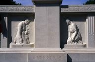 Ensemble de quatre bas-reliefs : La Mère et l'épouse du soldat mort, Tombe de soldat et Le Semeur