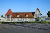 Maison d'habitation dit Petit Castel puis Le Manoir, aujourd'hui Les Serres du Manoir