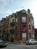 Maison à trois logements accolés (dont La Frégate et Les Bengalis)