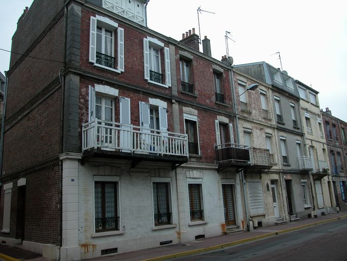 Maison à quatre logements accolés (dont Kermaria)