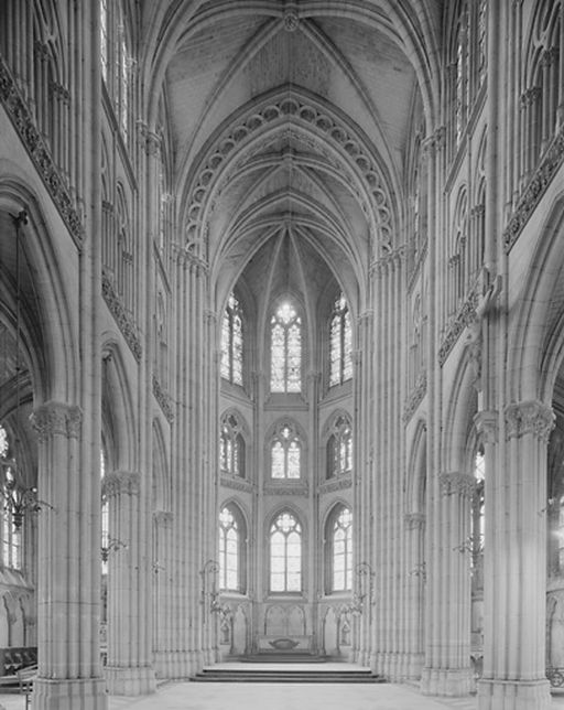 Ancien couvent de Franciscains, dit des Cordeliers, actuellement église paroissiale Saint-Remi et square Pierre-Marie-Saguez