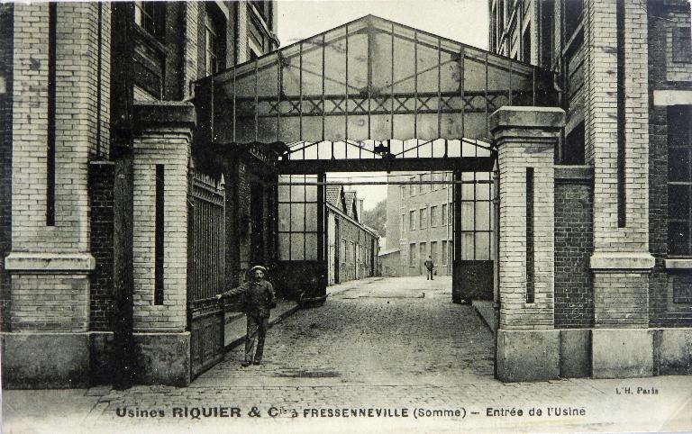 Ancienne usine de serrurerie et fonderie Charles Guerville, puis Ch. Guerville Fils et Riquier Frères, puis Guerville, Riquier et Cie puis usine de serrurerie Bricard