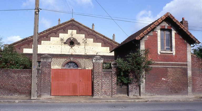 Ancienne usine de verres optiques Les Lunettes, puis usine de chapellerie Pinay et Leduc (détruite)