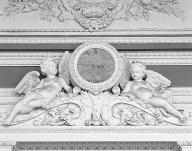 fronton : le jour et la nuit