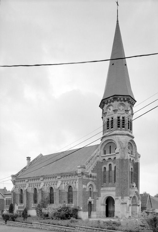 Église paroissiale et cimetière Saint-Médard de Suzoy