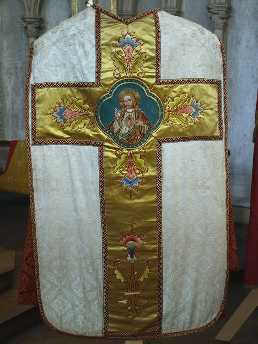 Chasuble (ornement blanc)