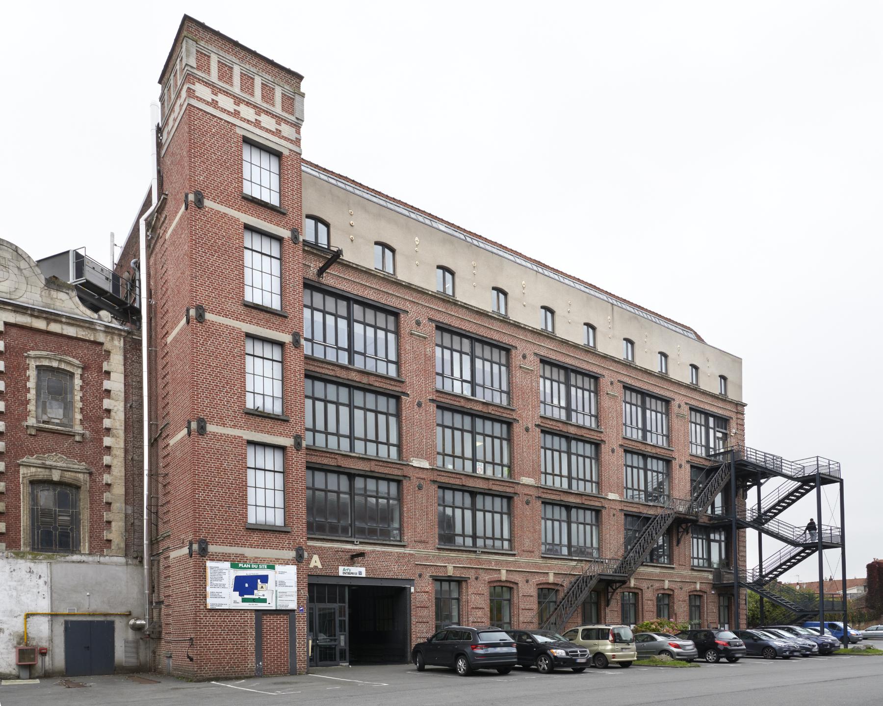 Ancien atelier de tissage François Roussel, actuellement hôtel d'entreprises