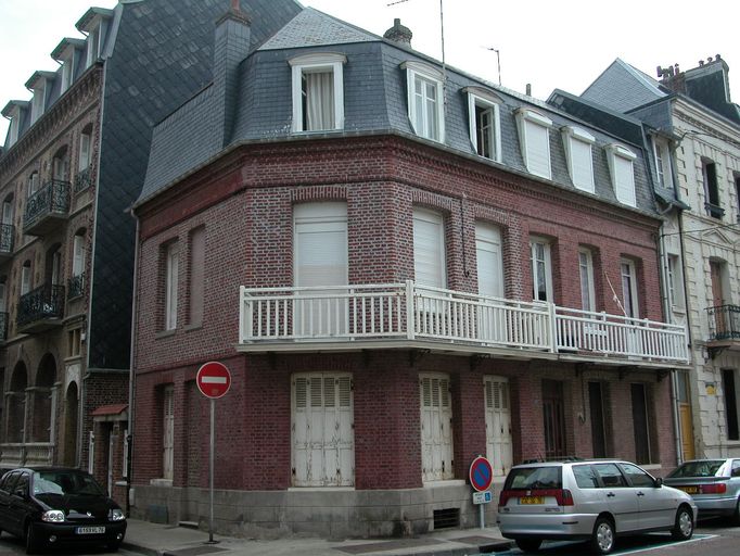 Maison à deux logements accolés