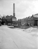 Sucrerie et distillerie, dites Cie sucrière de la Somme, puis Vuignier et Cie, puis Cie sucrière de la Somme, puis Ferdinand Beghin, puis Béghin et Cie, puis Vermandoise de sucreries, puis Sté Vermandoise Industrie