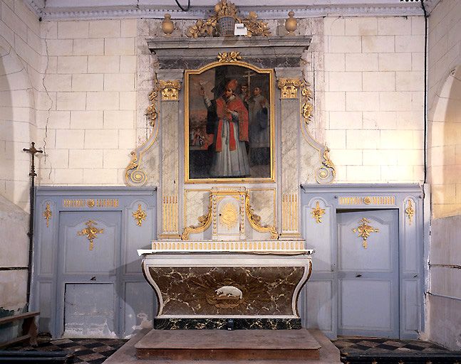 Ensemble du décor du chœur (lambris de demi-revêtement, maître-autel, tabernacle, retable, tableau d'autel)