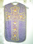 Ensemble : chasuble, étole, manipule, voile de calice, bourse de corporal (ornement violet, No 2)