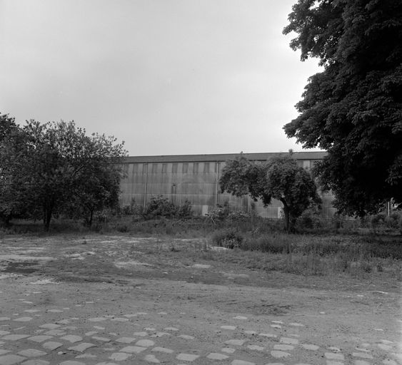 Ancienne sucrerie de betteraves et distillerie d'alcool Stievenart et Cie, puis SA Sucrière de Monchy, puis Béghin Say (vestiges)