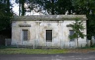 Tombeau (chapelle) de la famille Leclercq-Poulain, de la famille Cauët-Lefebvre et de la famille Dubois-Quillet