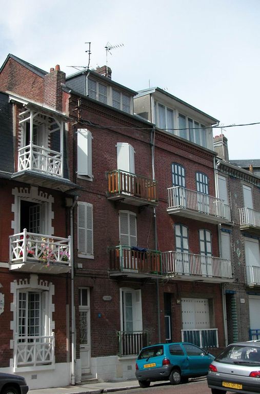 Maison à deux logements accolés (dont Pierre)