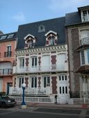 Maison, dite La Picarde puis La Trière