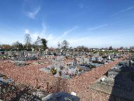 Le cimetière communal d'Yzengremer