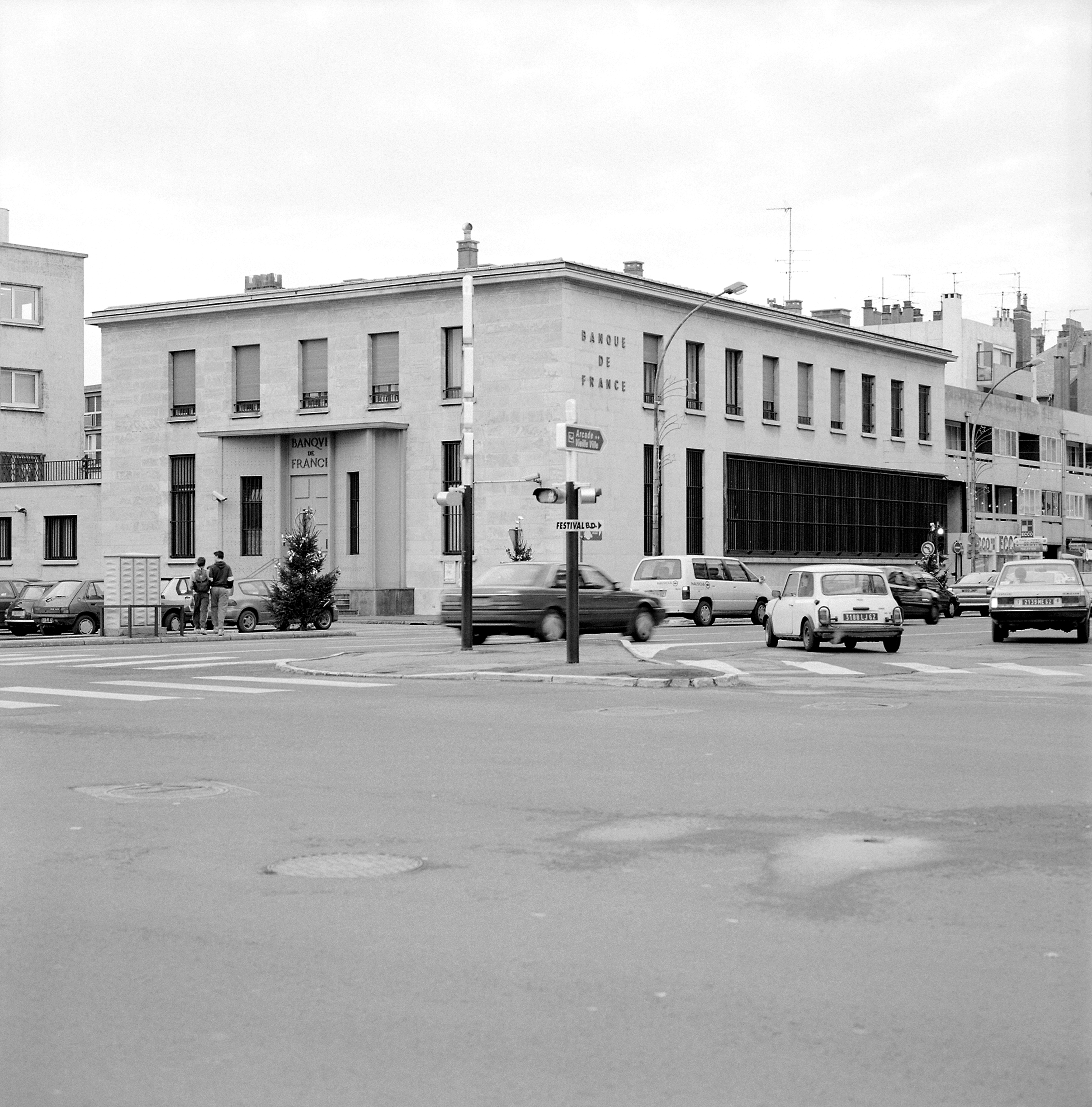 Caserne dite Les Anciennes Casernes, puis prison et groupe scolaire, actuellement Banque de France
