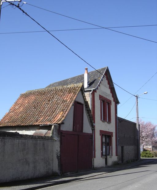 Ancienne ferme et ancien café