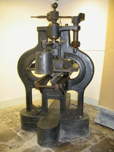 Ensemble de deux machines d'imprimerie
