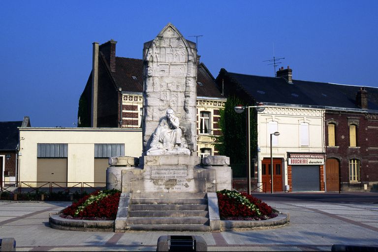 Monument aux morts de Roye