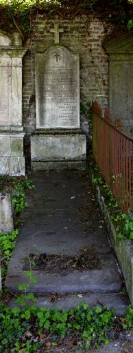 Tombeau (stèle funéraire) de la famile Lebailly