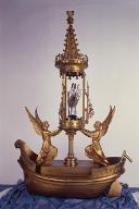 Reliquaire-monstrance (nef reliquaire)