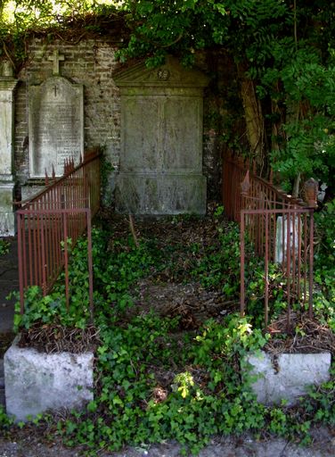 Tombeau (stèle funéraire) de Caix de Saint-Aymour