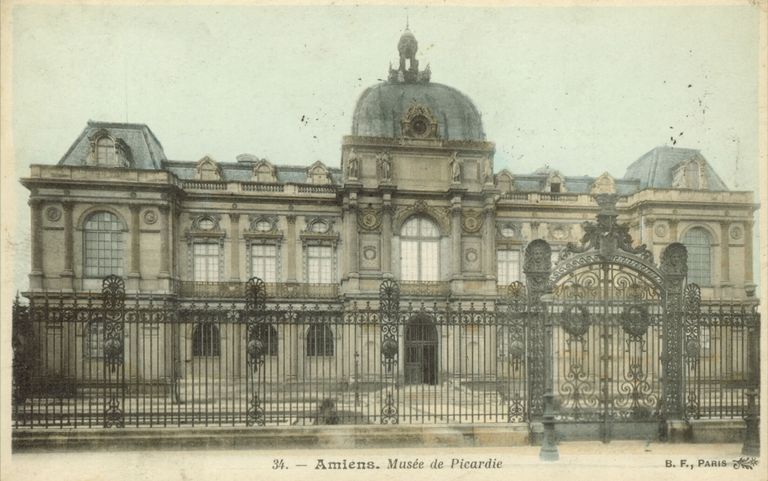 Ancien arsenal, dit hôtel des Fiefs, actuellement musée de Picardie