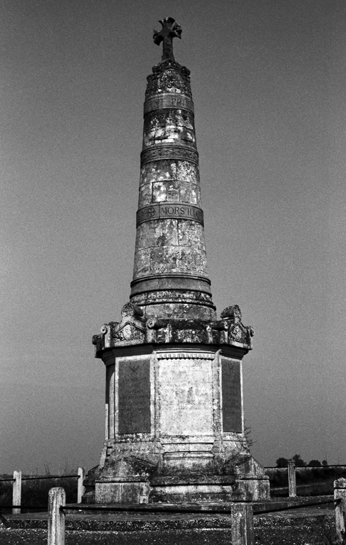 Les monuments aux morts du canton de Villers-Bocage