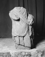 Statue (petite nature) : l'homme