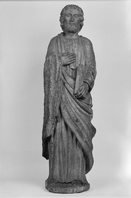 Statue (petite nature) : saint Pierre (?)