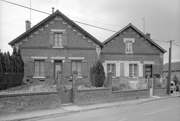 Ensemble de deux maisons à Larbroye