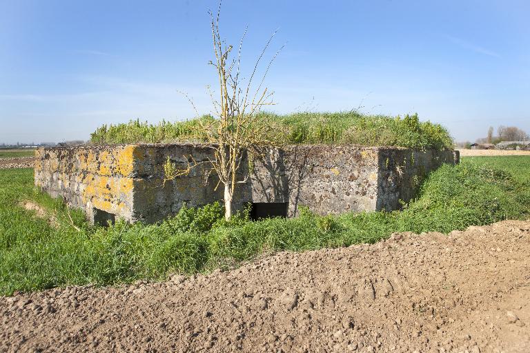 Casemate à personnel 105