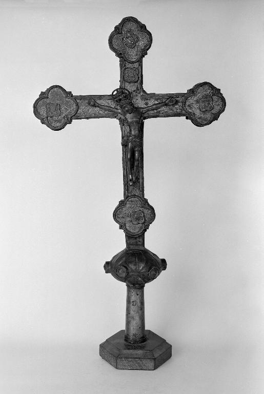 Croix de procession (n° 2)