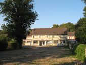 Ancienne usine de tabletterie (fabrication de perles) Leroy (détruite), actuellement mairie de Montataire