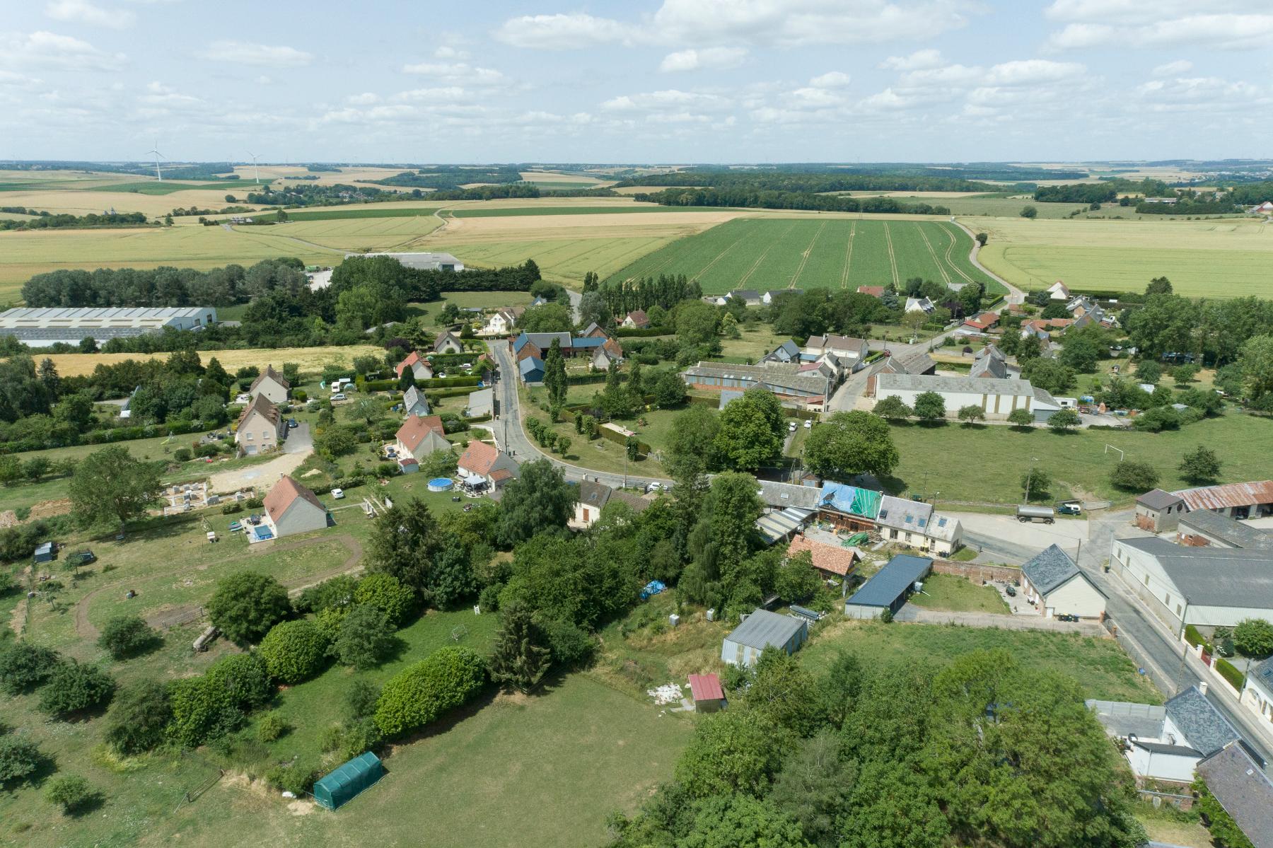 Ancien village, aujourd'hui hameau de Farivillers