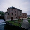 Moulin à blé d'Achy, puis tannerie Lesquandieu, puis scierie Dubus, Bilger, puis Mécabois, devenu logement et entrepôt industriel