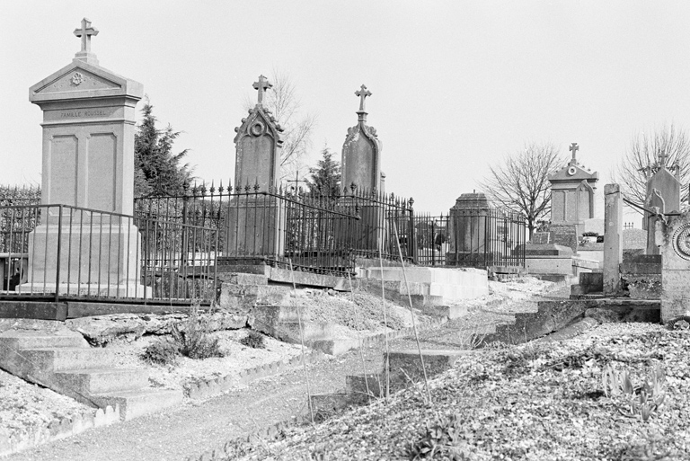 Cimetière communal de Cardonnette