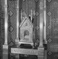 Porte-reliquaire de procession dit du Saint Sang, de style néo-gothique