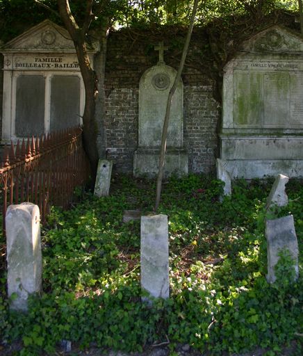 Tombeau (stèle funéraire) de la famille Masse