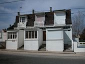 Maison à trois logements accolés