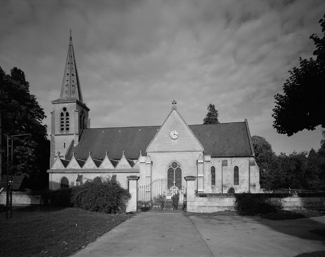 Église paroissiale et cimetière de l'Assomption-de la-Vierge de Cuts