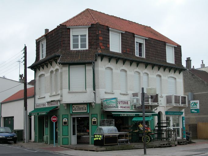 Immeuble avec boutique, dit Mon Castel