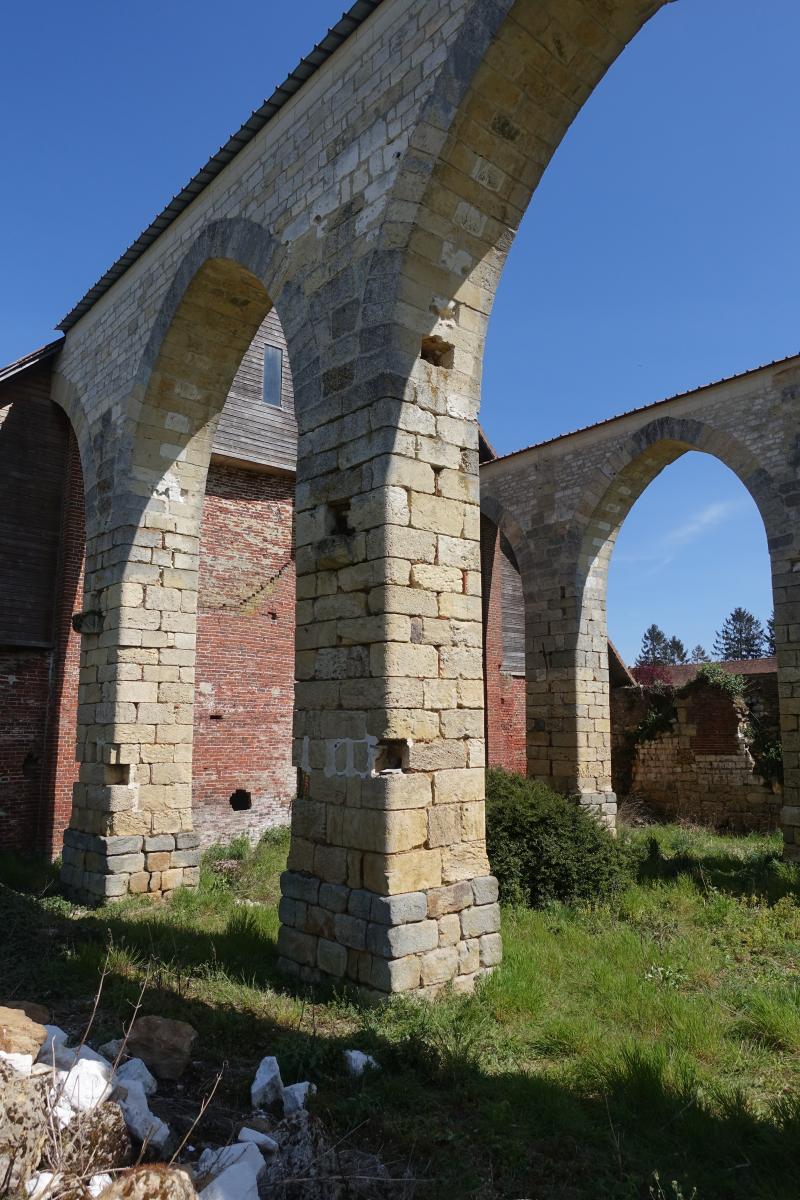 Ancienne grange cistercienne de Grandmesnil puis fermes