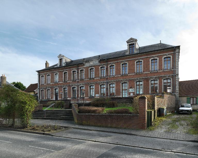 École primaire de garçons et ancienne mairie de Berteaucourt-les-Dames