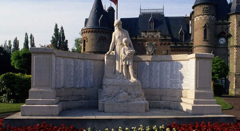 Monument aux morts de Corbie