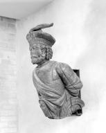 Buste (figure de proue) : l'homme
