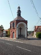 Ancienne mairie de Buironfosse et calvaire