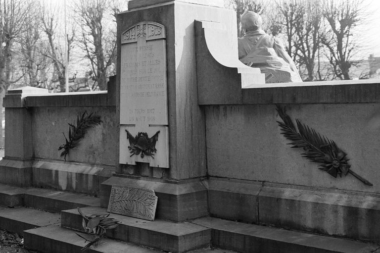 Monument aux morts de Chaulnes