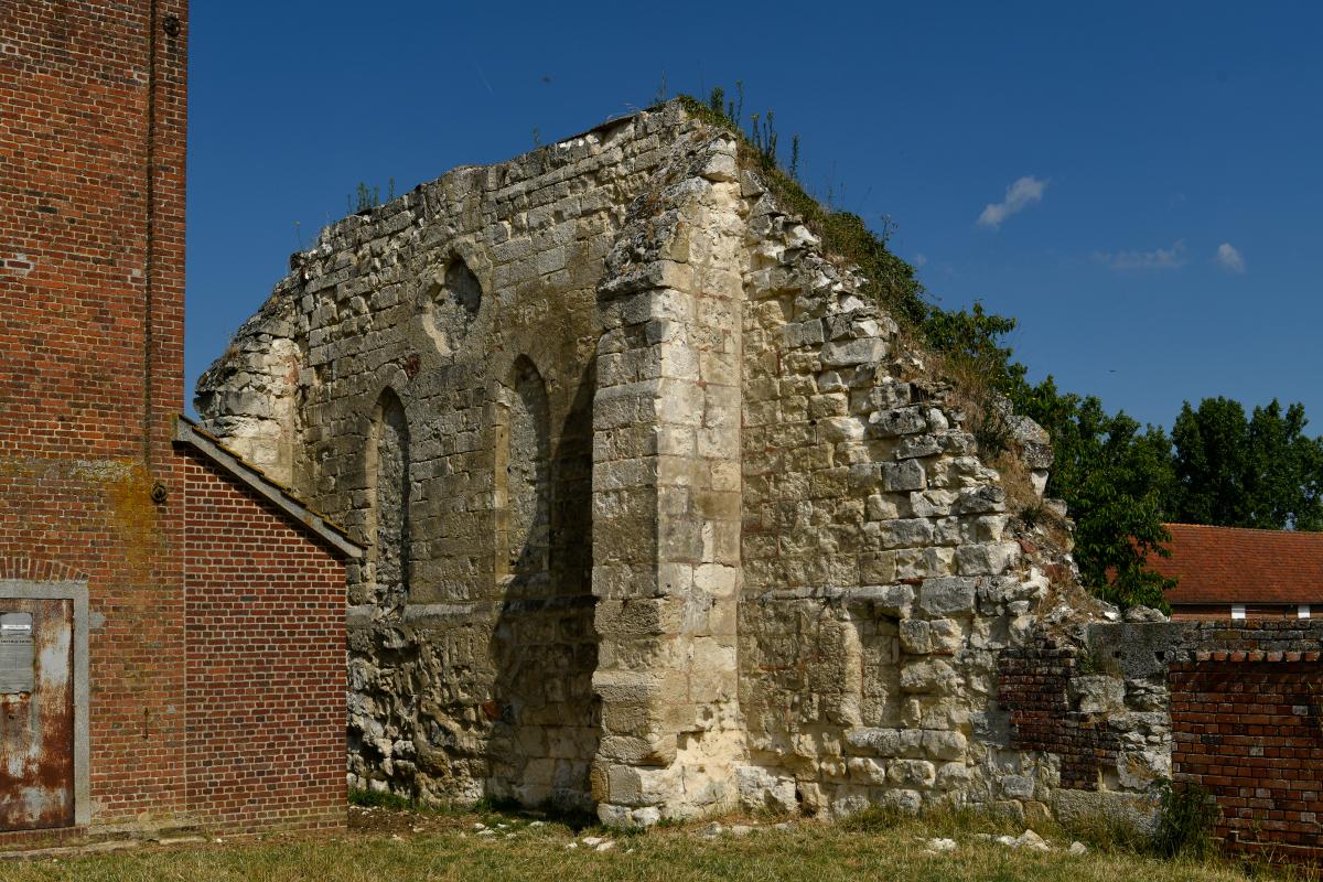 Ancienne grange cistercienne de Troussures, puis ferme, aujourd'hui demeure